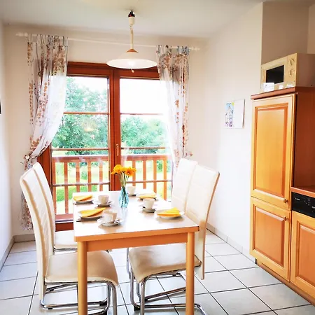 Appartementhaus Kirchweg 19 11 - Seeschwalbe * Neu Gaarz